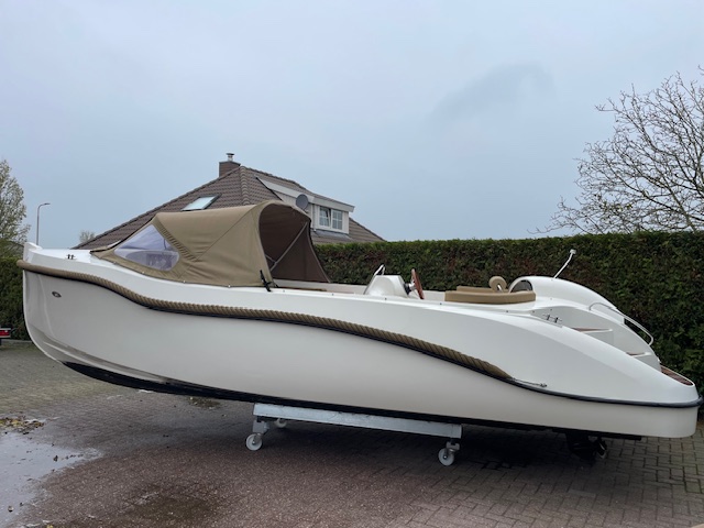 Tweedehands Oud Huijzer 700 Tender sloep te koop bij Twins Watersport