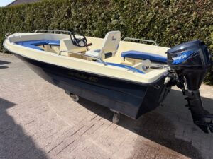 Consoleboot kopen? Sea-Finder 420 met Tohatsu 8 PK 4 Takt bij Twins Watersport