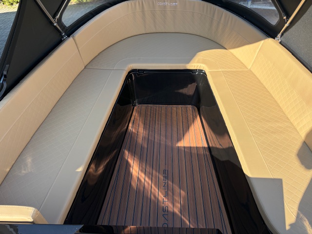 Coastliner 598 Tender Sloep bij Twins Watersport