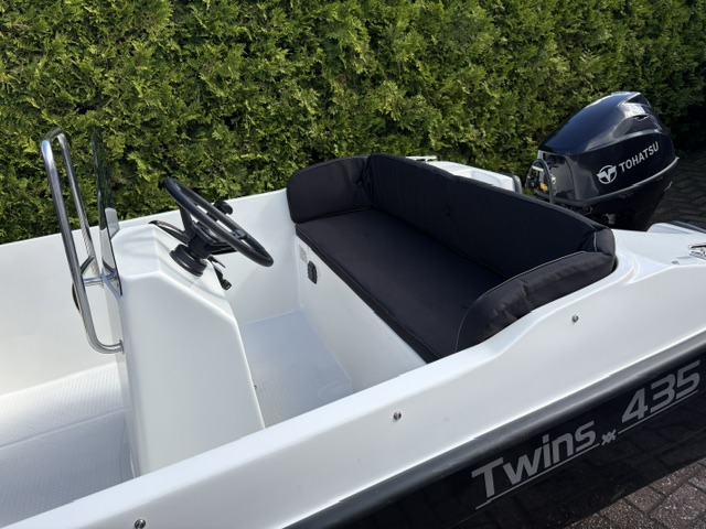 Kussenset met rugleuning in de Twins 435 polyester sloep
