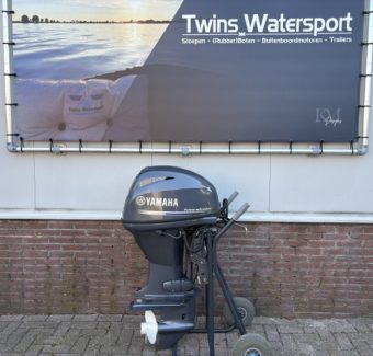 Yamaha 40 PK 4 Takt langstaart buitenboordmotor met trim 2018 tweedehands bij Twins Watersport