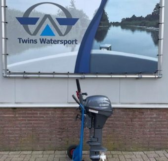 Yamaha 8 PK 4 Takt langstaart buitenboordmotor.1